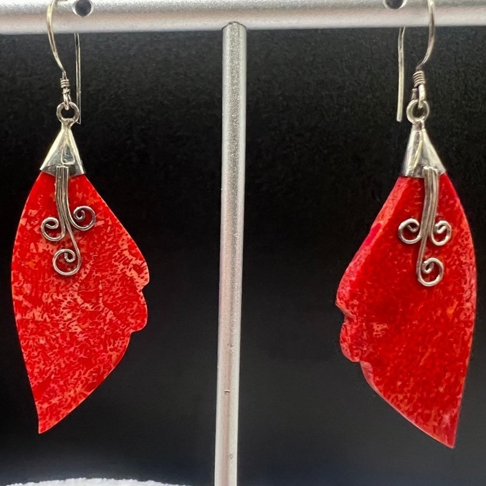 Vintage‎ Sterling Silver Red Earrings 925 Swirl Overlay Wing Shape 1.5"